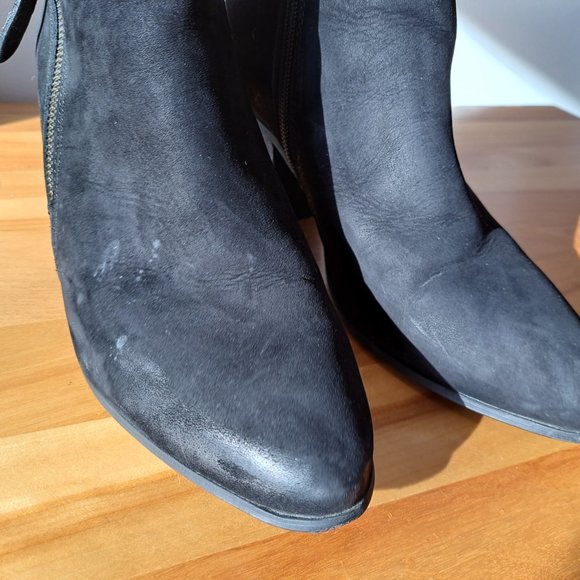 Steve Madden Jaydun Leather Suede Pointed Toe Black Bootie US size 9 - Picture 6 of 7